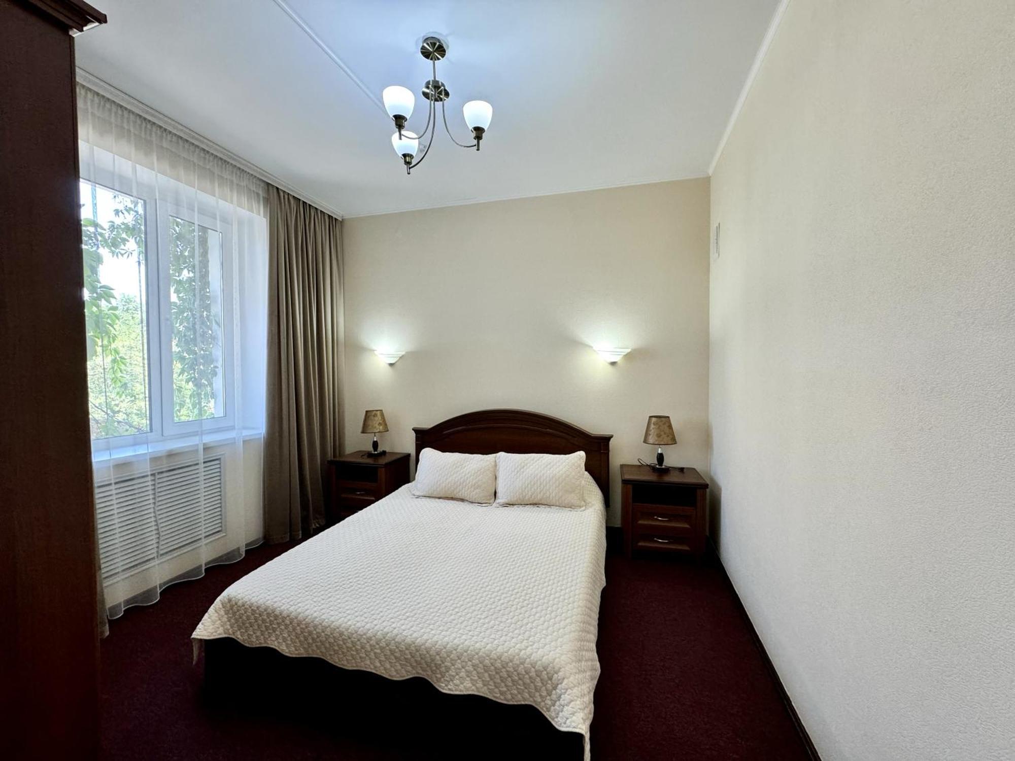 Hotel Zhambyl Taraz Exterior photo